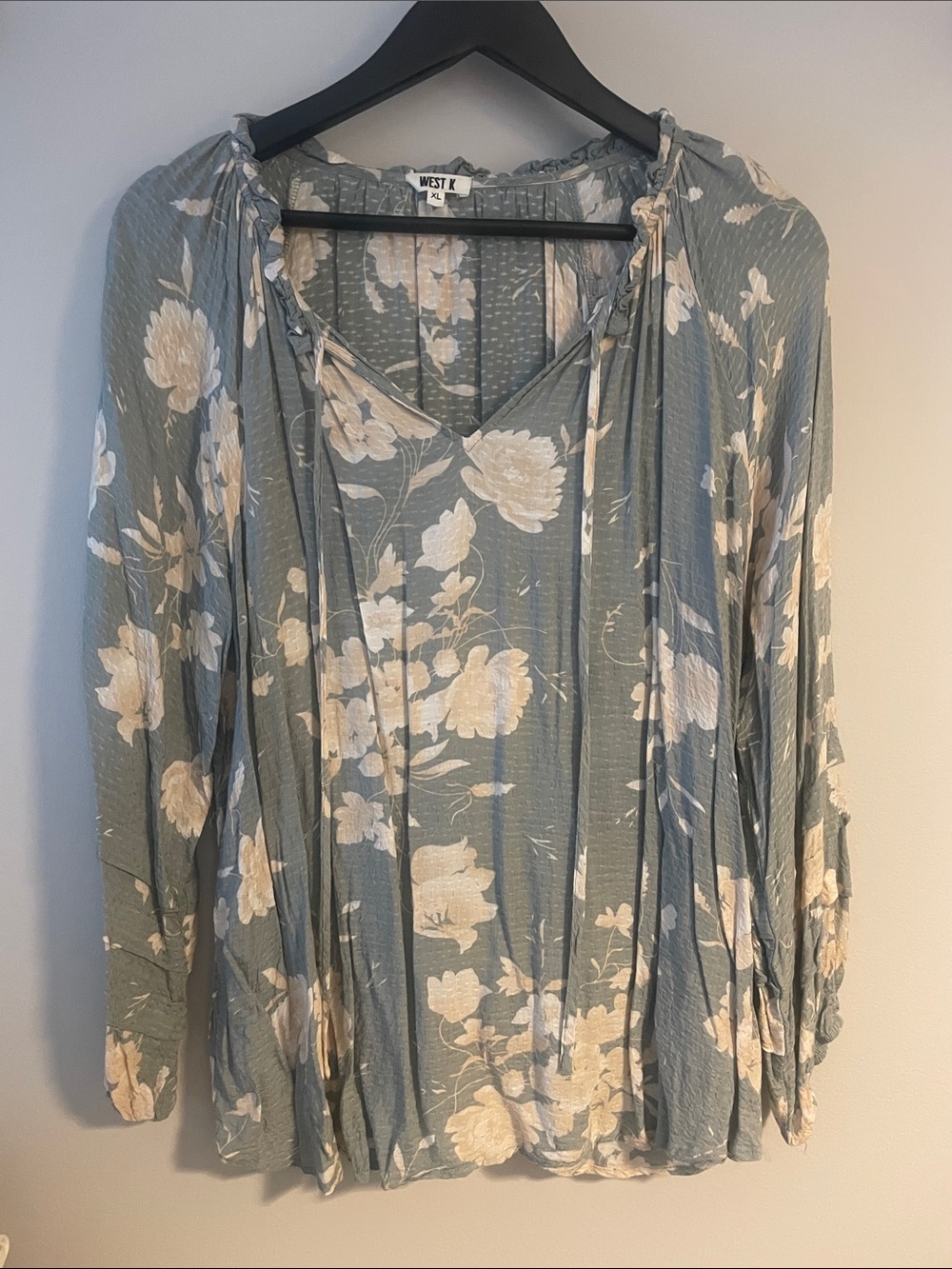 West K Floral Tie-Neck Top - Sage Green & Cream